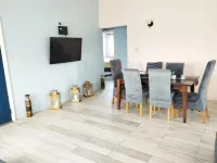 Feefee's stay cation Hotels near Sir Vivian Richards Stadium