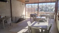 Ekoton Cave Hotel - sarapan