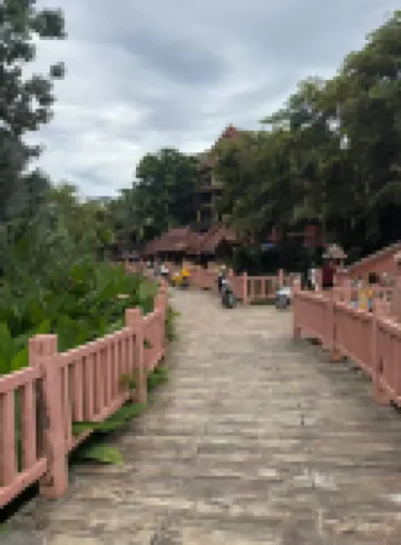 Weitong Julijing Apartment (Xishuangbanna Jinghong Daixiang Water City)