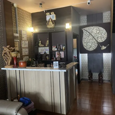 Aiyaree Place Hotel