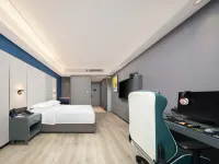Queen Esports (Jinhua Vocational and Technical University World Trade City Plaza)