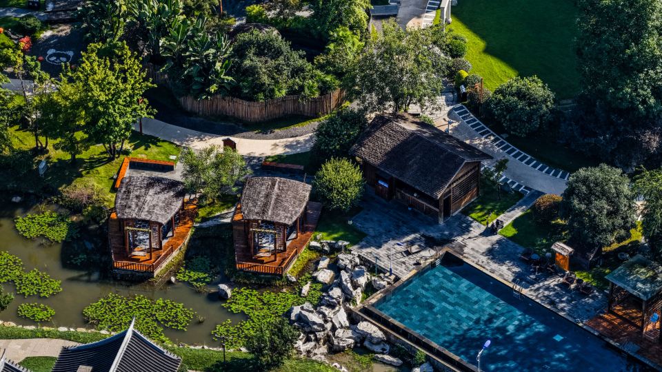 Emei Mountain ROYAL·Yuzquan Bay Hot Spring Hotel