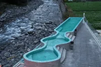RelaxC Likuan·Hidden World Hot Spring Hotel (Bipenggou Scenic Area Branch) - Romantic