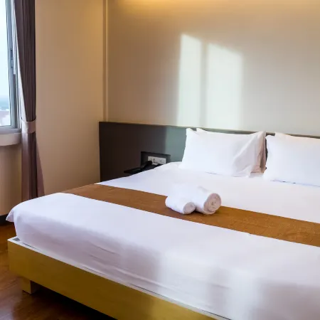 Lee Gardens Plaza Hotel