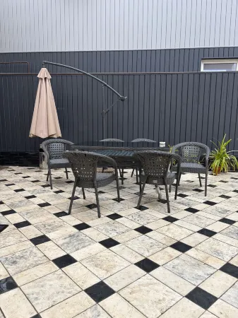 QUT Hotel Отели рядом с достопримечательностью «Никольский Собор»