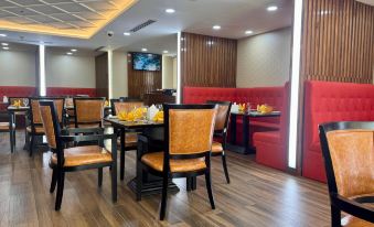 Manchester Plaza Hotel