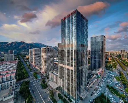 万達レルムホテル 泰安（泰山国際会展中心） 泰安のホテル