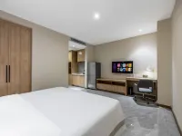 CHEERMAY HOTELS（Changzhou Railway Station Olymic Centre Branch） โรงแรมใกล้Cuizhu (การก่อสร้าง)