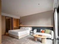 Hanyue Hotel, Guanghan Cultural and Sports Center Location - balcony