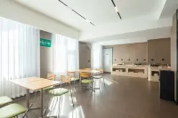 Xingmenghao Hotel (Lingfeng Square)