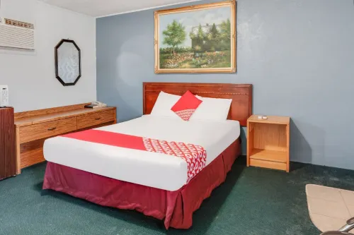 OYO Hotel Luling TX Downtown I-10/US-90