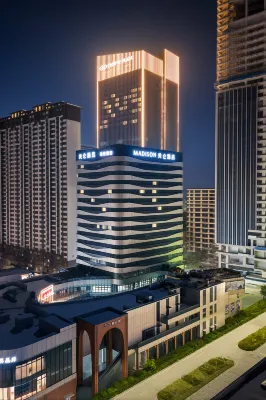 Jinan West Station International Convention and Exhibition Center Madison Hotel Hotels near Ji'nan West Railway Station