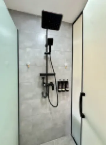 Liyang wild creeping grass home stay