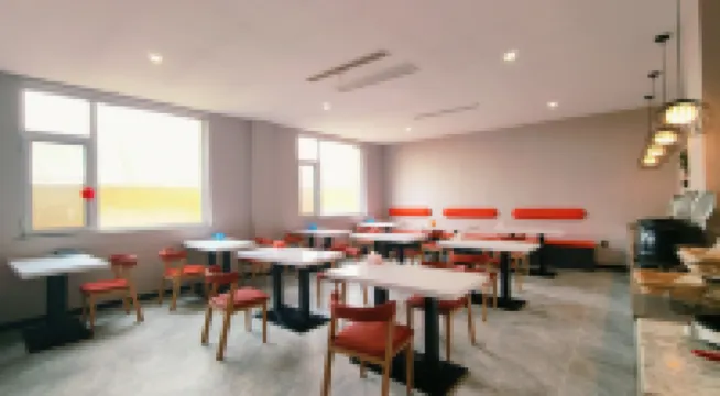 Hongfa Hotel (Yi'an Avenue Baimai Lake Street)