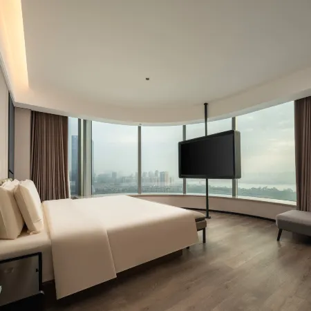 Atour Hotel(Rongcan,Huamao Place,Huizhou)