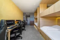 Kudou E-sports Theme Hotel - Esports