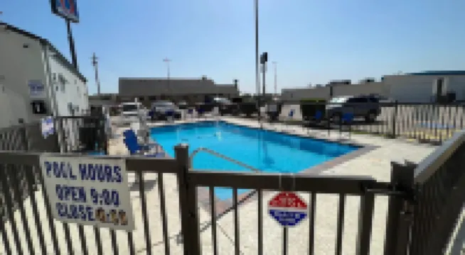 德克薩斯丹尼森 6 號汽車旅館