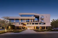 Adot Hotel, West Plaza, Xuzhou Rail East Station. - New