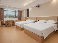 Yuehai Hotel (West Lake Park Scenic Spot Branch, Yangxi County) Hotels in Yangxi