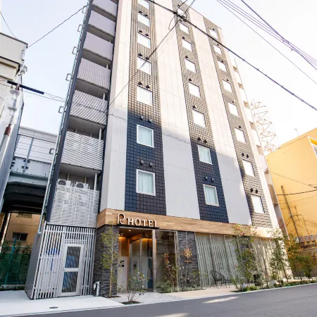 R Hotel Namba East