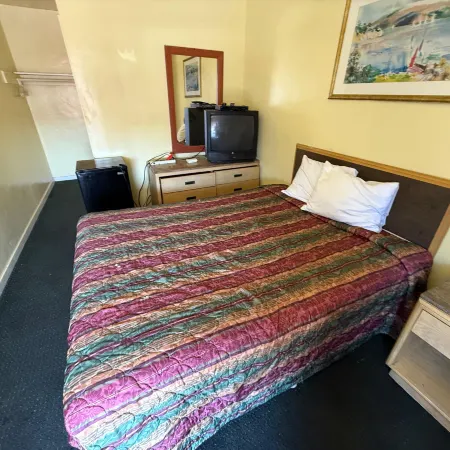 Discovery Inn Vallejo I 80 Near Napa CA