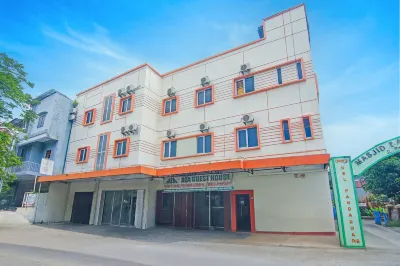 Hotel O near Mall Panakkukang formerly Aza Guesthouse Hotels in Makassar