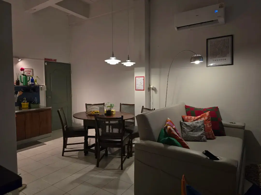 W. House For Group, Cozy Loft Near Suvarnabhumi  Airport - Bangkok