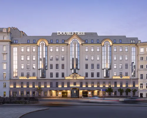 DoubleTree Moscow Arbat Hotel Hotels near Saint Basil's Cathedral