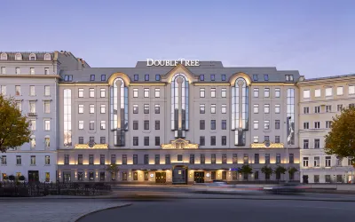 DoubleTree Moscow Arbat Hotel Hotel dekat Armoury