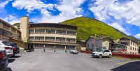 Heheju • Smart Homestay (Jiuzhaigou's Eternal Love Scenic Area)