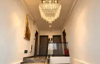 Banxianju Homestay - Inns