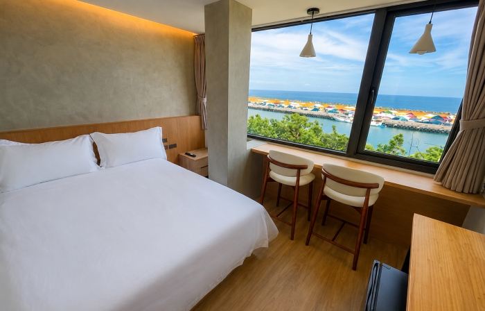 TETRAPOD B&B