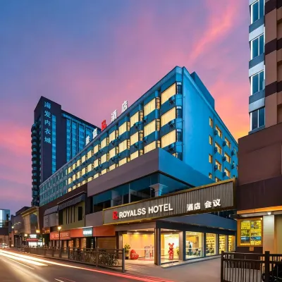 R ROYALSS HOTEL(Chengdu Jinniu Wanda North Railway Station）) Hotels near Chengdu North Train Station
