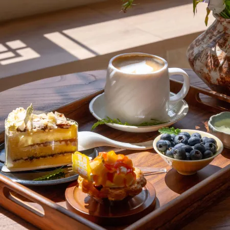 Fuxian Lake · No Yearning for Immortality · Wabi-Sabi Aesthetic Homestay