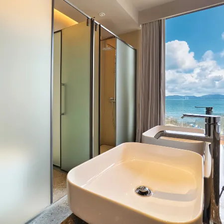 JiaoYin cliffside seaview villa