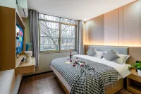 Weidu Hotel (Xiangya First Affiliated Hospital) - parking