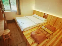 Longyan Amis Family Featured Tulou Homestay (Chuxi Tulou Scenic Area Branch) - صديق للحيوانات الاليفة