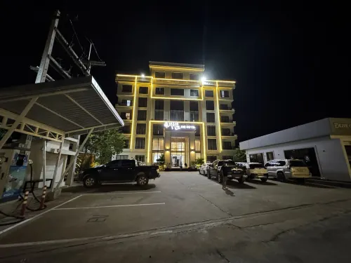 De Zee Hotel - parking