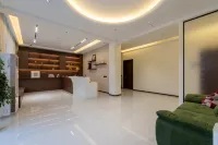 May Hotel - 3-Star