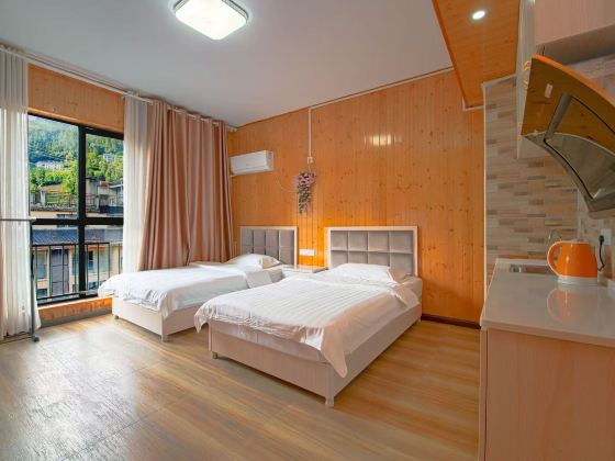 Liyan Hotel (Shennongjia Muyu)