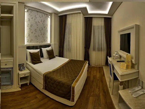 Samir Deluxe Hotel - Barer