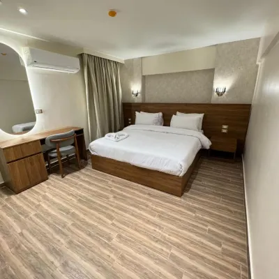 Tourist Palace Residence โรงแรมใกล้โบสถ์ถ้ำ