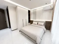 Pattaya Premier Pool Villa - Villas