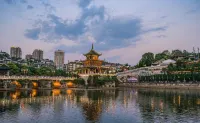 Hanting Express Hotel (Guiyang Nanming Qingxiu 2046 Branch) - Mountain view