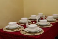 Elikai Hostels - breakfast