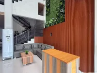 RedDoorz at C&H Transient House San Miguel Iloilo - 2-Star