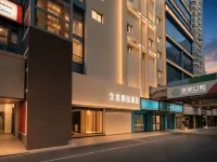 Jiulong Yipin Hotel (Xifeng High-Speed Railway Station Shizi Street Plaza) - موقف سيارات