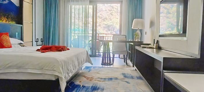 Lushui Nujiang Bund Hotel Hotels in Lushui
