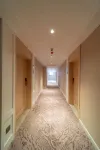 Vienna Hotel (Chongqing Yunyang Binjiang Park City Square Hotel)