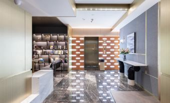 Chengdu Consulate Road, Sichuan University Wangjiang Campus Atour Hotel